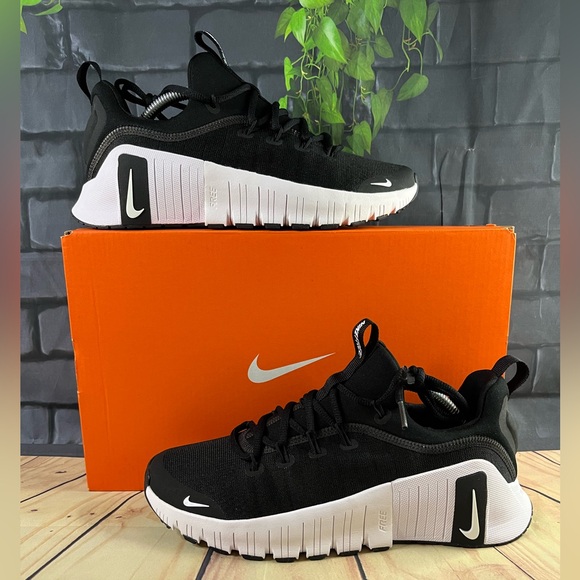 Nike Shoes - Nike Free Metcon 6